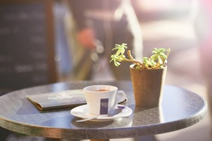 table d'un café