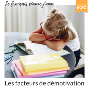 enfant endormi sur son travail